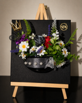 Luxus Blumenbild mit Seidenrosen – Royal Wanddekoration Schwarz Edition